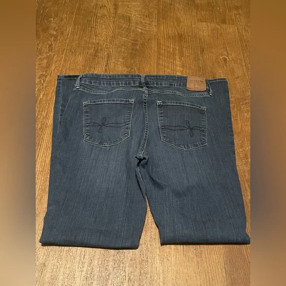 Levi’s Blue Women's Flare Jeans - Picture 6 of 8